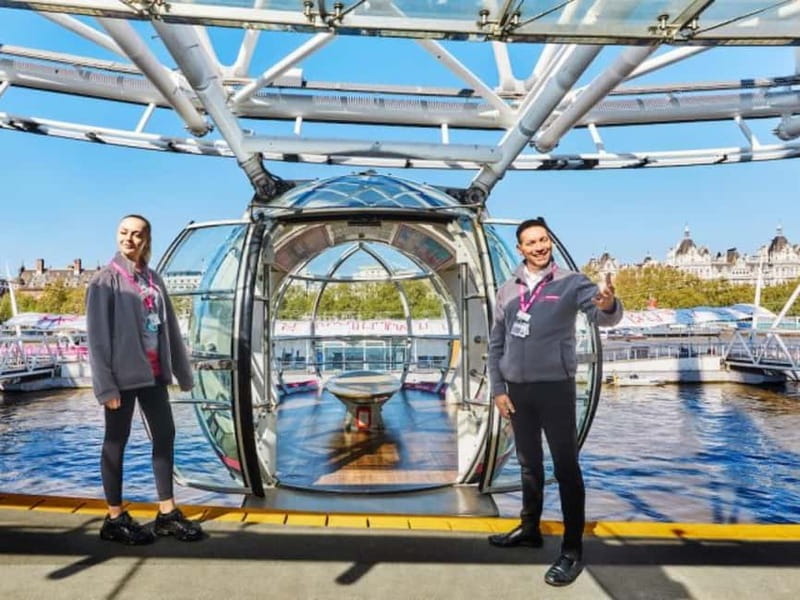 London: Harry Potter Deluxe Tour with London Eye & Dungeons - Visiting the House of Spells and Magical Shopping