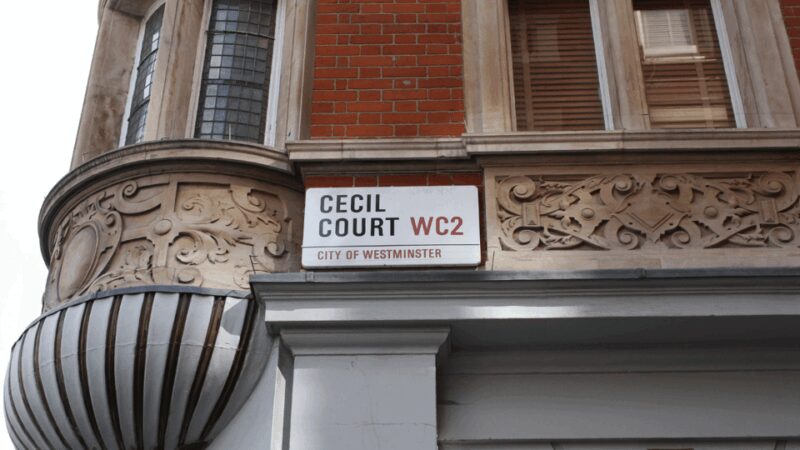 London: Harry Potter Movie Location Tour with an APP - Logistics: How to Access and Use the Tour App