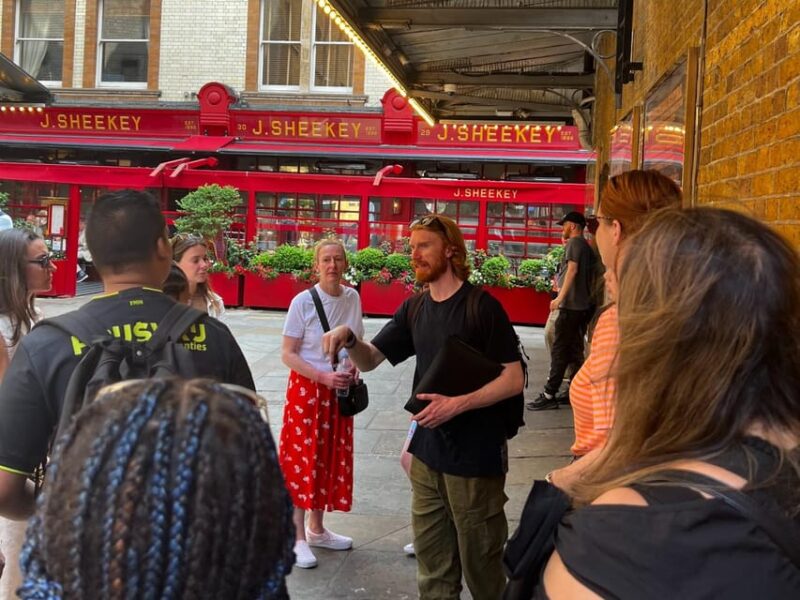 London: Harry Potter Tour, Tower of London & River Cruise - Visiting the Historic Tower of London