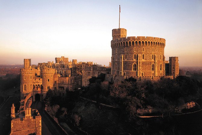 London & Heathrow to Southampton cruise terminals via Windsor Castle - From Pickup to Windsor Castle: Comfort and Convenience