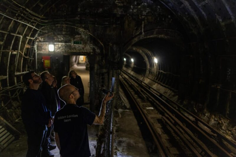 London: Hidden Tube Tour of Holborn's Secret Platforms - Vintage Design and Historic Signalling at the Disused Platforms