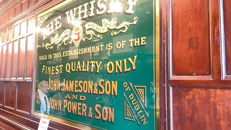 London: Historic Pub Walking Tour for Small Groups - Logistics and Tour Format