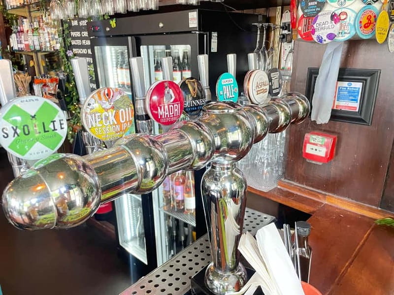 London: Historic Pub Walking Tour for Small Groups - Who Will Appreciate This Tour?