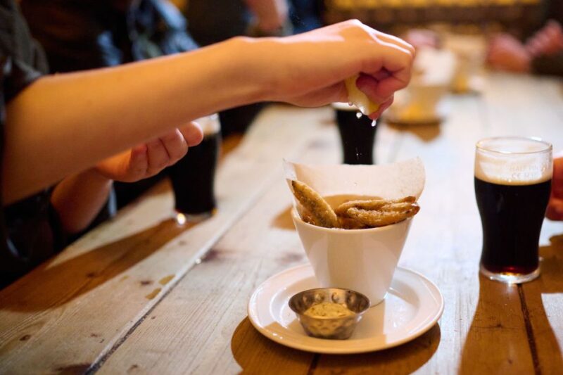 London: Historic Pubs, British Ales & Classic Dishes - Practical Details: Group Size, Accessibility, and Booking