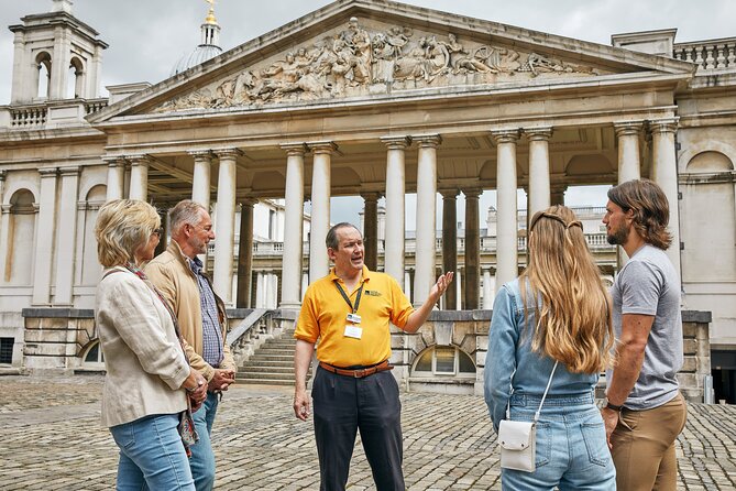 London Hop-On Hop-Off 1-Day River Sightseeing + Painted Hall - Who Will Appreciate This Tour?