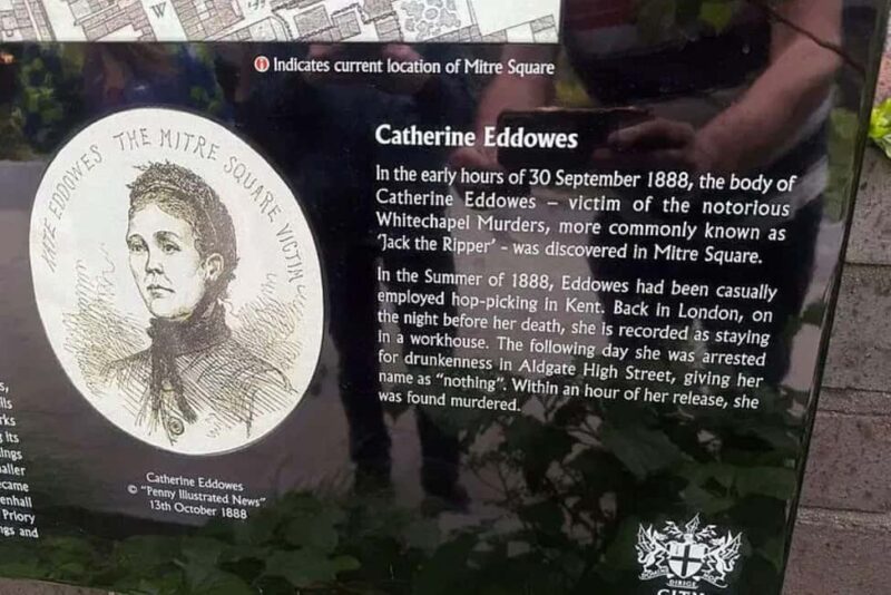 London: Jack the Ripper Tour with Drinks - Discover the Infamous Whitechapel Murders with Drinks Included