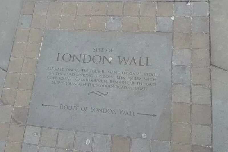 London: Jack the Ripper Tour with Drinks - Cost and Whats Included