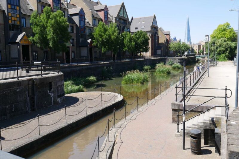 London: James Bond Small Group Mini Coach Tour - The Sum Up: A Must for Bond Fans and Film Enthusiasts