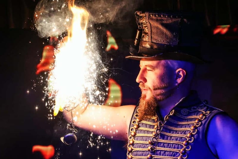 London: Kabaret Exposé - Whats Included in the Ticket Price?