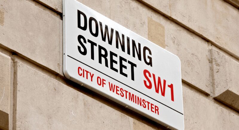 London: London Sightseeing Walking Tour with 30+ Sights - Practical Tips and Logistics for the Tour