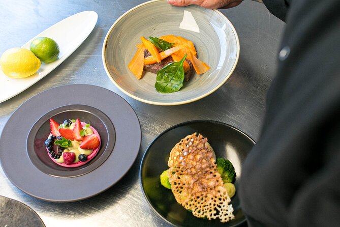 London Luxury Dinner Experience with Panoramic City Views - Panoramic Views of London’s Nighttime Landmarks