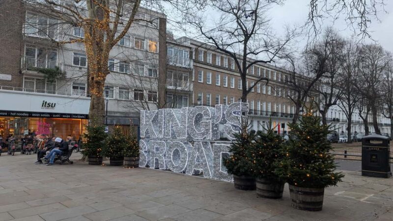 London: Luxury Electric Car Private Christmas Lights Tour - Exploring Londons Exclusive Christmas Light Displays in Style