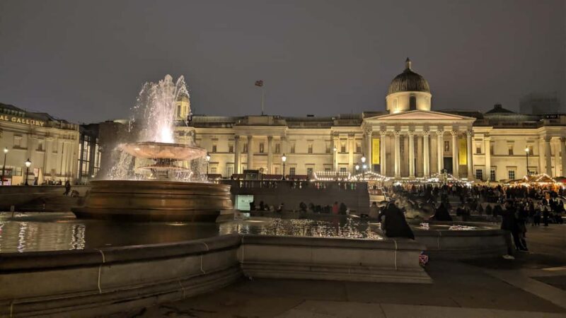 London: Luxury Electric Car Private Christmas Lights Tour - Booking and Flexibility