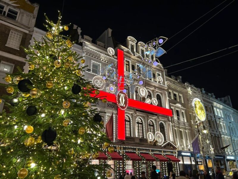 London: Magical Christmas Walking Tour - Dazzling Christmas Lights on Regent Street