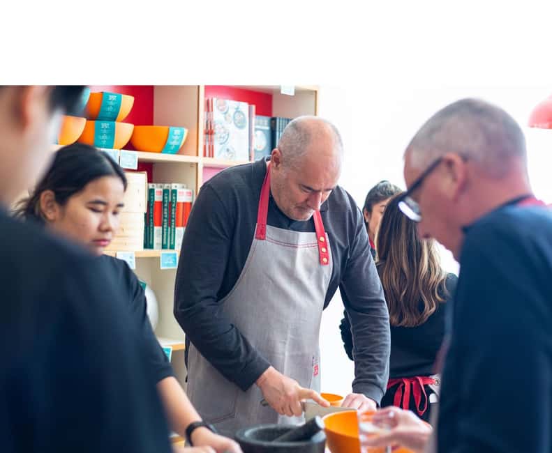 London: Malaysian Cooking Class with Wine - Key Points