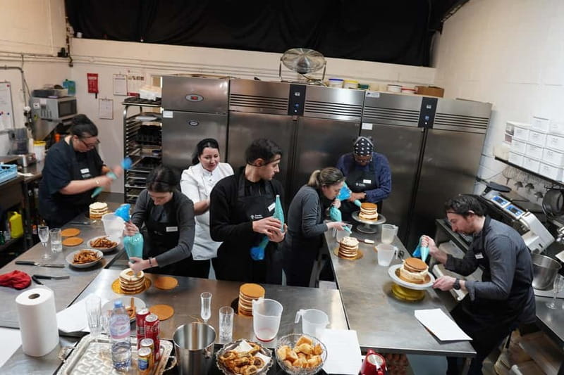 London: Medovik Cake Masterclass with Prosecco - The Practicalities: Duration, Group Size, and Cost