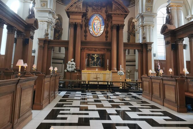 London Mystical and Dragons Walking Tour - Cheapside and the Oldest Tree in the City