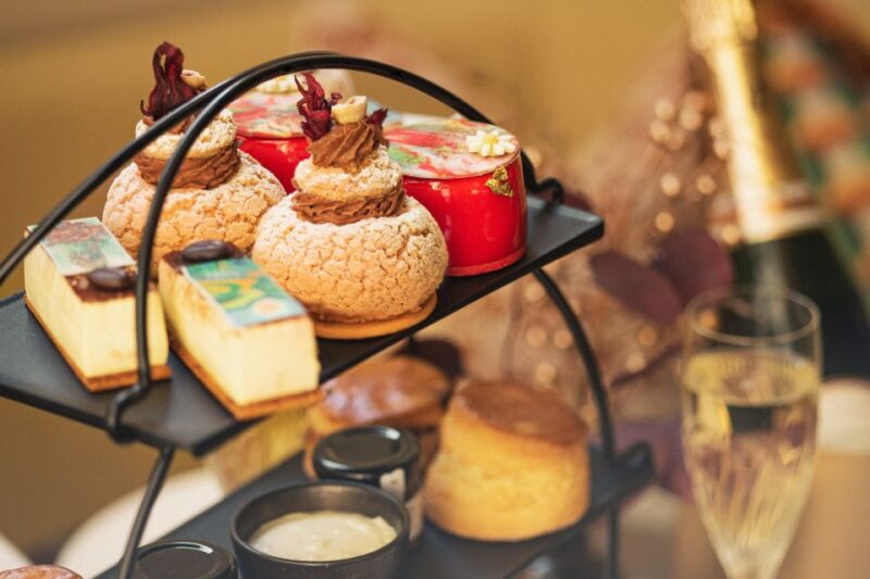 London: National Gallery Guided Tour and Afternoon Tea - London’s Art and Afternoon Tea Combo in a Nutshell