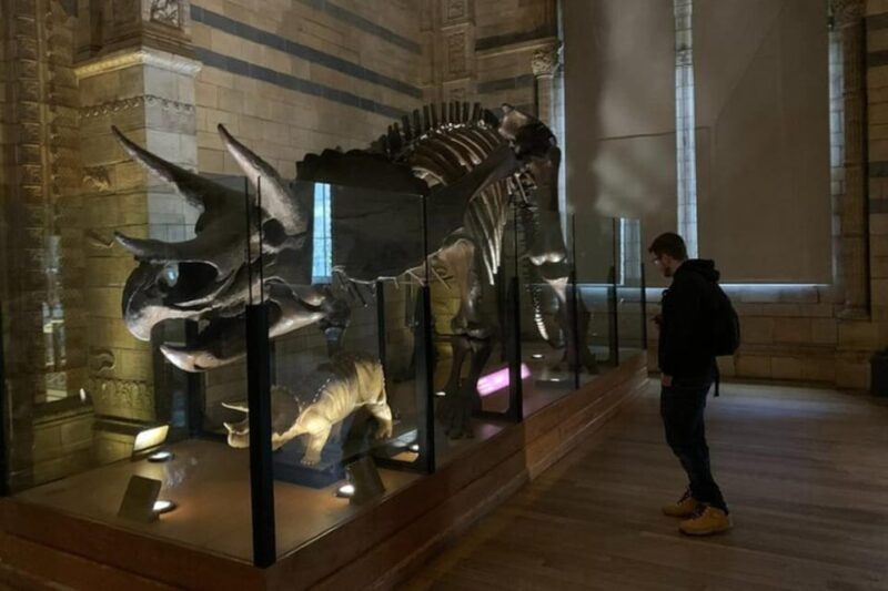 London: Natural History Museum Private Tour & Skip the line - Key Points