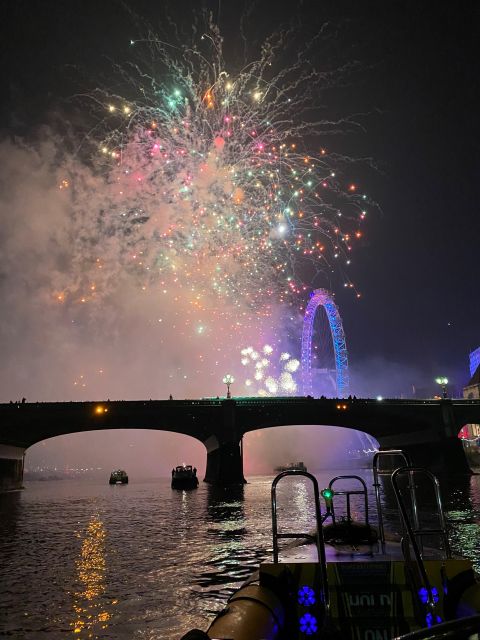 LONDON: NYE 2025 Fireworks PRIVATE BOAT - Front Row Views - Practical Tips for a Smooth Experience