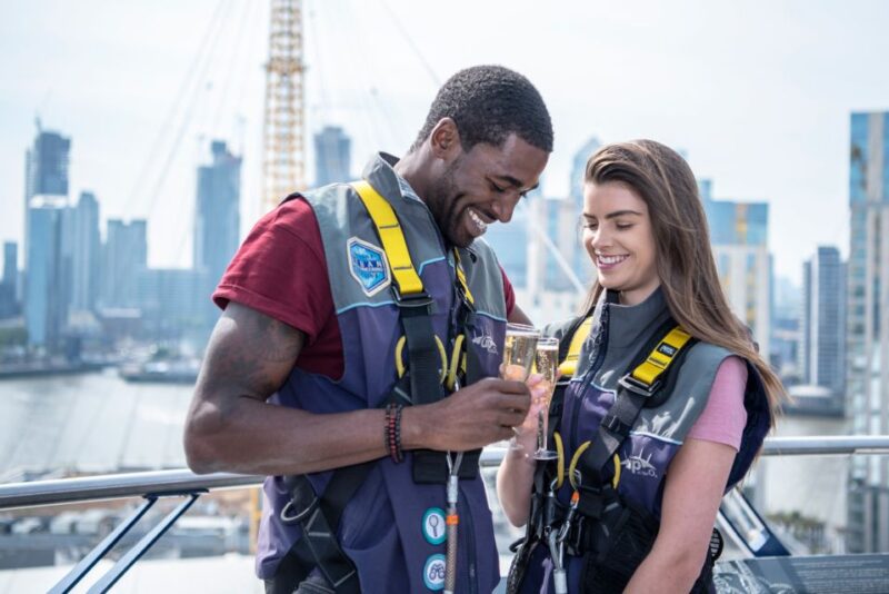 London: O2 Arena Rooftop Climbing Experience - How the Experience Unfolds