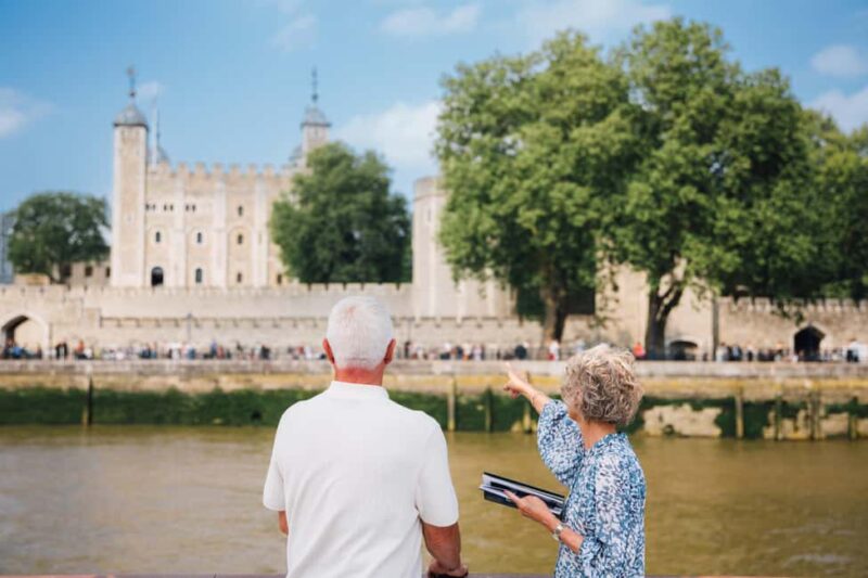 London: Official Tower of London River Tour - The Narration: Humorous and Authentic Stories