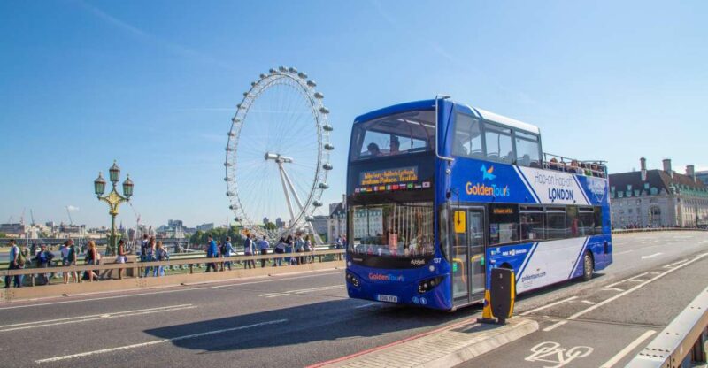 London: Panoramic Open-Top Bus Tour - The Guides: Knowledgeable and Engaging
