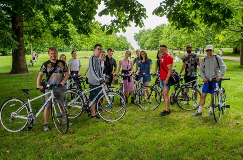 London: Parks and Palaces Guided Morning Bike Tour - London: Parks and Palaces Guided Morning Bike Tour – A Guided Ride Through Royal London