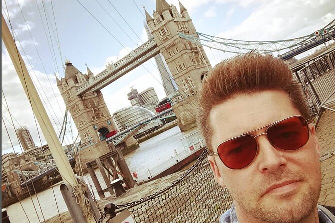 London Past & Present Backstreet Historical Tour - The Great Fire of London and Tower Views