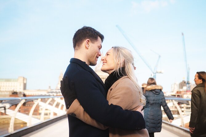 London: Photoshoot at St.Pauls Cathedral & Millennium Bridge - What to Expect During Your Photoshoot