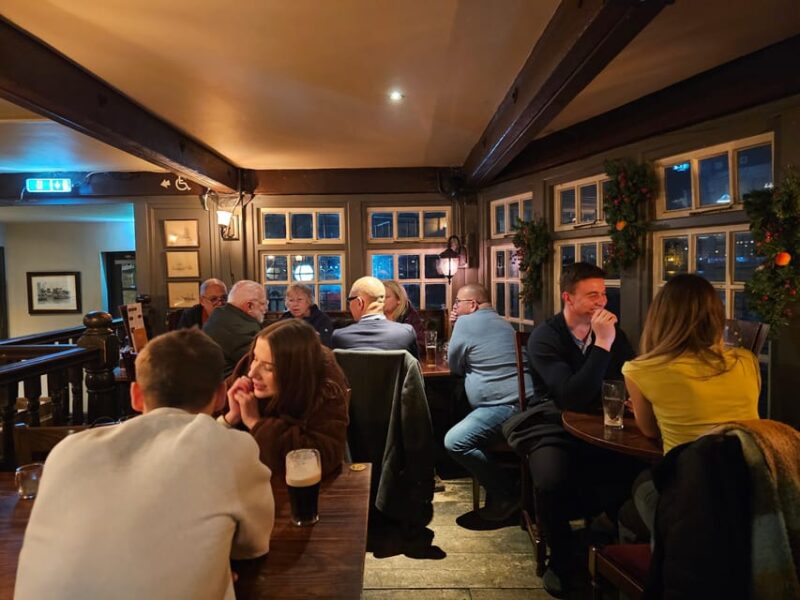 London: Pilgrims and Pirates Historical Pub Tour - Practical Considerations and Tips