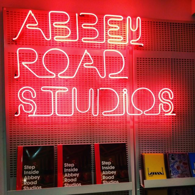 London: Private Beatles Taxi Tour - Dive into The Beatles’ London with a Private Taxi Tour