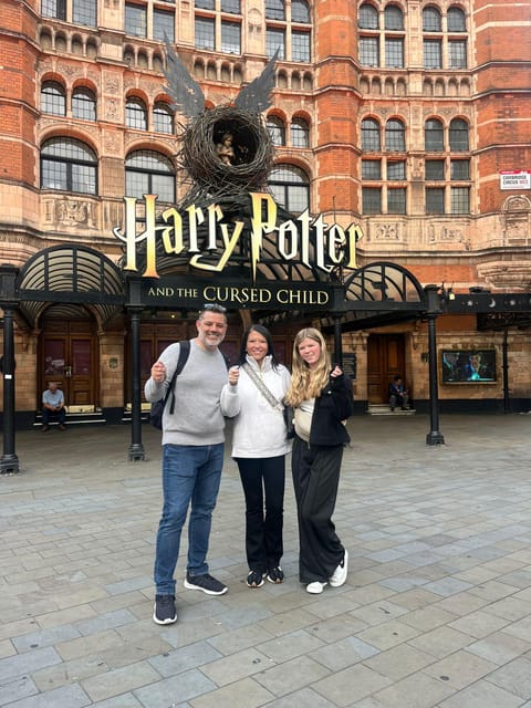 London: Private Family Harry Potter Movie Locations & Cruise - The Final Stops: London Bridge and the Thames River Cruise