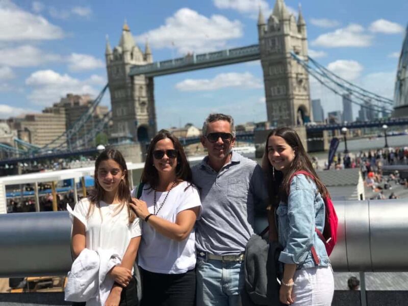 London: Private Family Tour, Natural History Museum & Games - Indulging in Sweet Treats at Amorino
