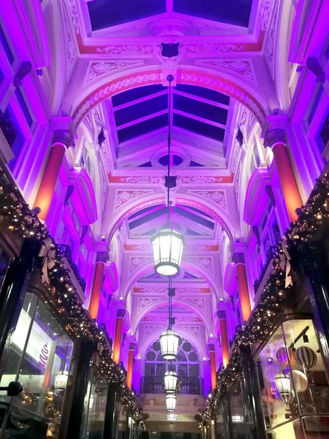 London: Private Festive lights walking tour with a local - Logistics and Practical Details