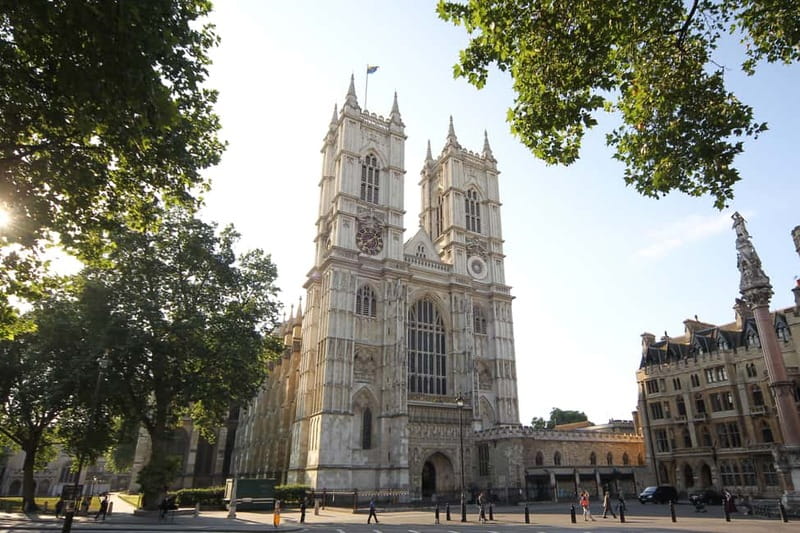 London: Private Full Day Tour with Driver Guide - Key Points