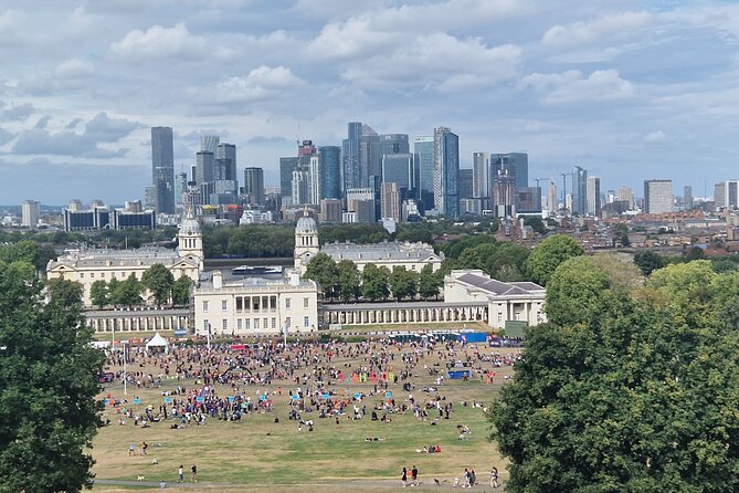 London Private Guided Taxi Tour - Iconic Symbols: Big Ben and the Elizabeth Tower