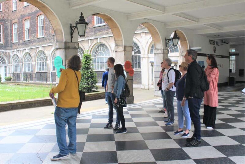 London: Private Killing Eve TV Locations Walking Tour - The Tour Starts at the Shangri-La Hotel at The Shard