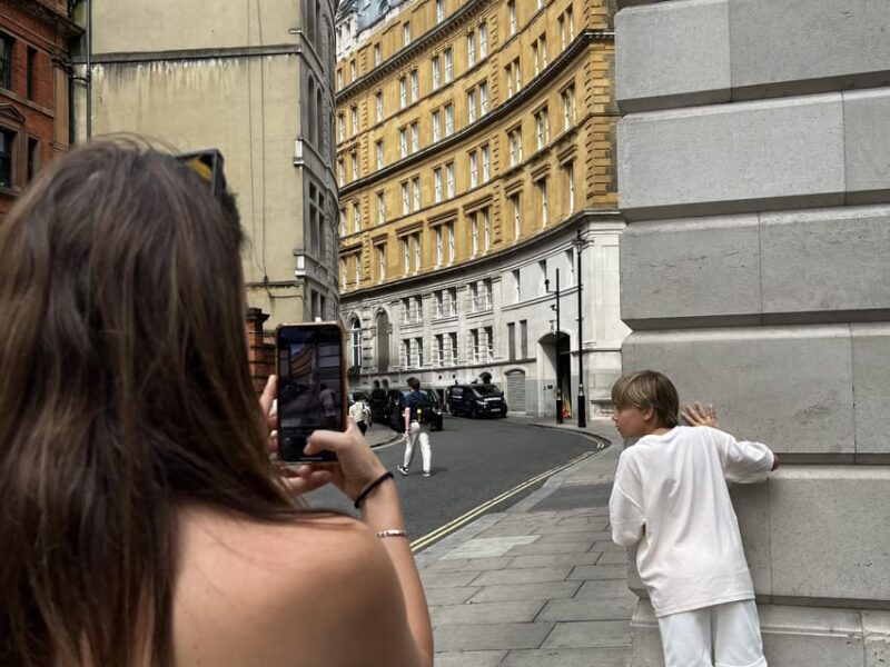 London: Private Magic Harry Potter Tour with Top Magician - Exploring Central Londons Most Iconic Potter Film Locations