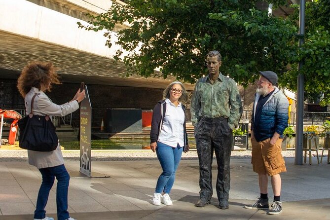 London Private One Day Tour with a Local, Highlights & Off-the-Beaten-Path - Starting Point and Meeting Arrangements