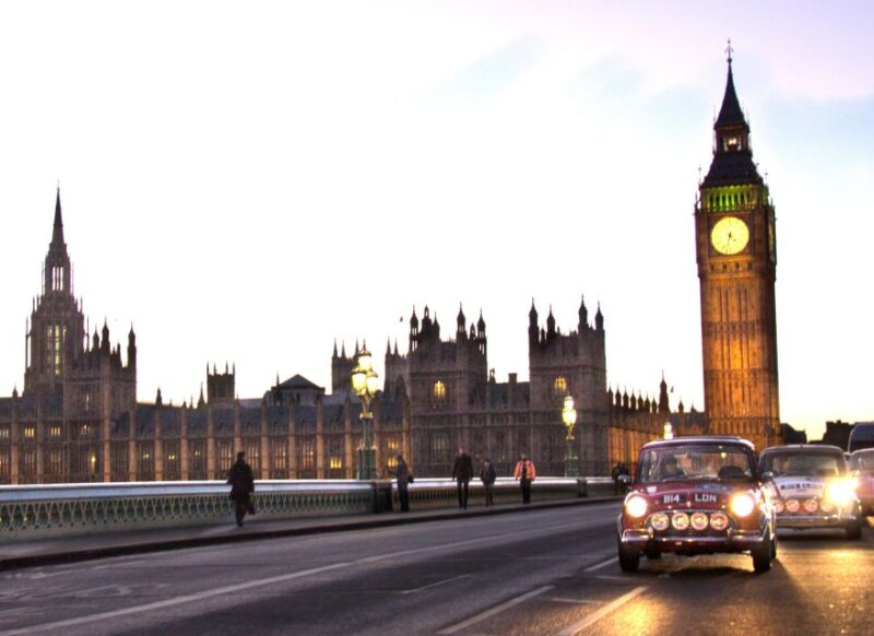 London: Private Panoramic 2-Hour Tour in a Classic Car - Discover London in Style in a Classic Mini Cooper