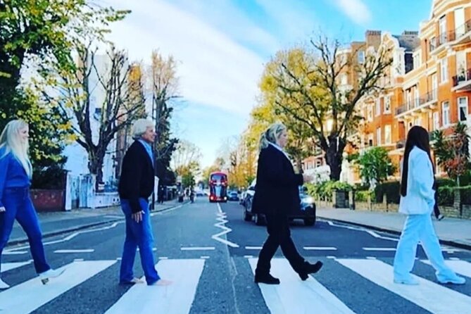 London Private Rock and Roll Tour with Pick Up - Exploring Denmark Street and Tin Pan Alley