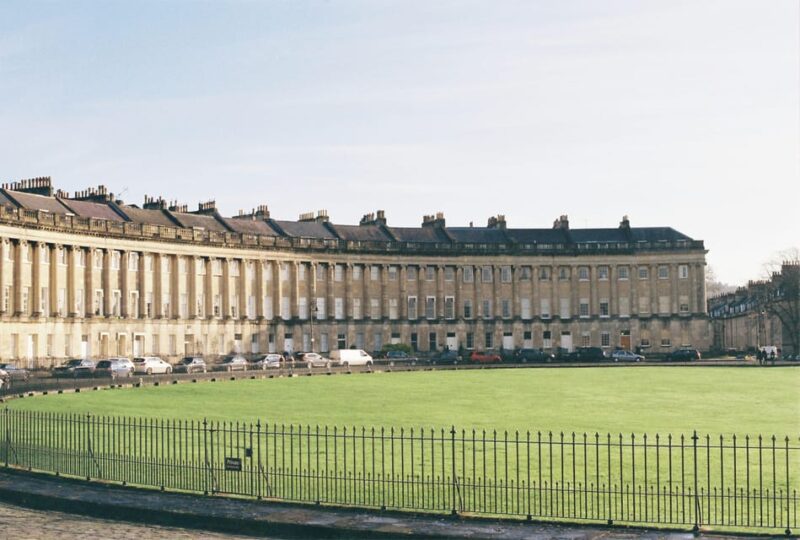 London: Private Tour of Bath with Guide and Transfer - The Georgian Elegance of Royal Crescent and The Circus