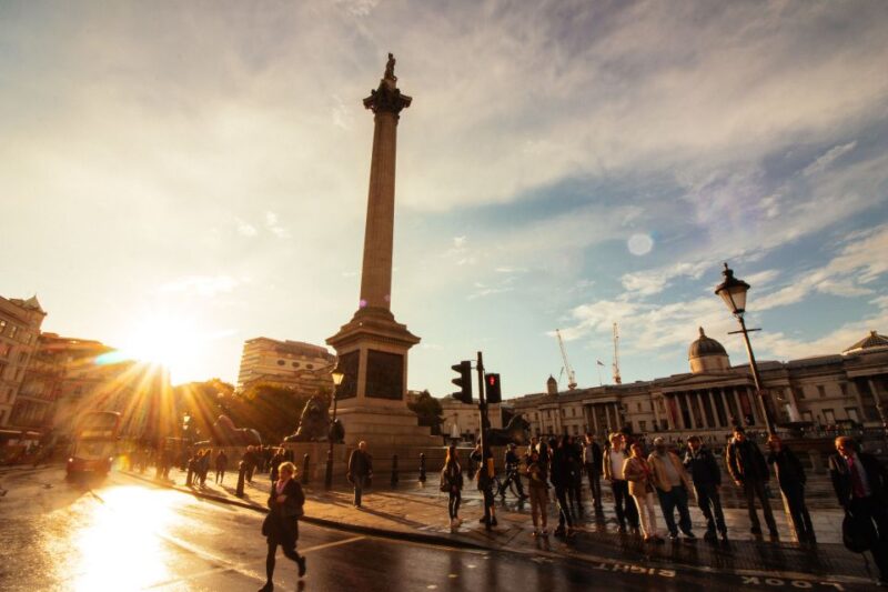 London: Private Tour with Locals  Highlights & Hidden Gems - Eco-Conscious Approach and Flexibility