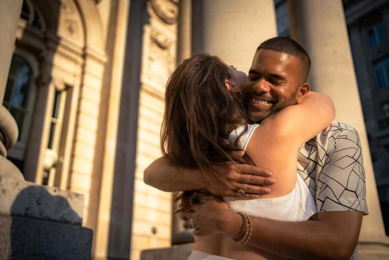 London: Private travel vacation photoshoot -Romantic Special - Trustworthy and Highly Rated Experience