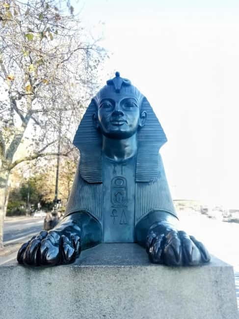 London: Quirky Historical Sites Private Walking Tour - Discover Londons Quirkiest Hidden Gems with a Private Guide