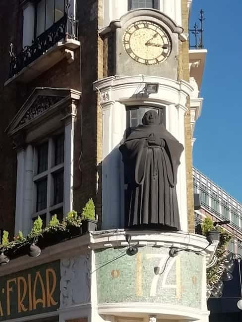 London: Quirky Historical Sites Private Walking Tour - The Knight’s Templar Church and Two Temple Place
