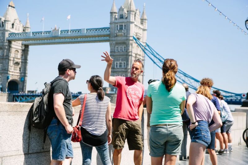 London: River Thames Bike Tour and Borough Market Lunch Stop - Suitable for Different Travelers