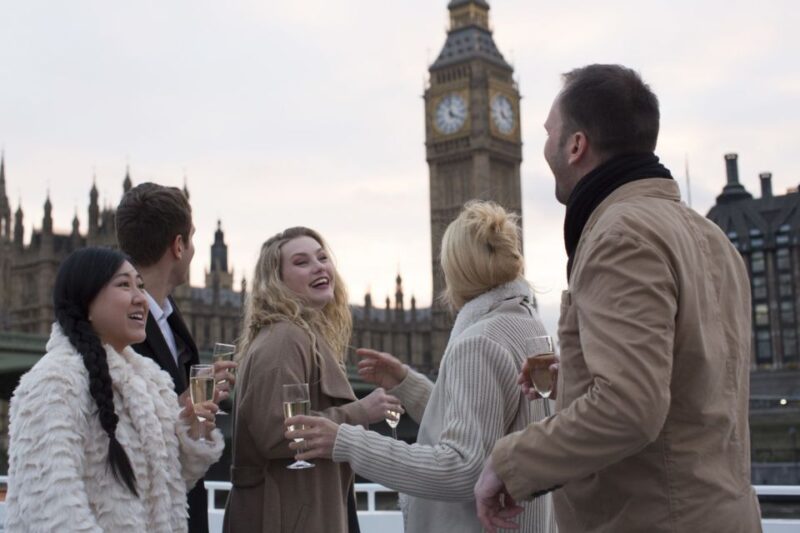 London: River Thames Evening Cruise with Bubbly and Canapés - Live Music: Relaxing Pop Performances