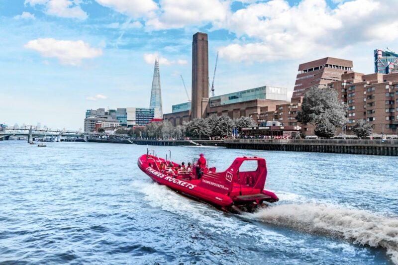 London: River Thames Speed Boat Tour - The Guides: Charismatic and Knowledgeable
